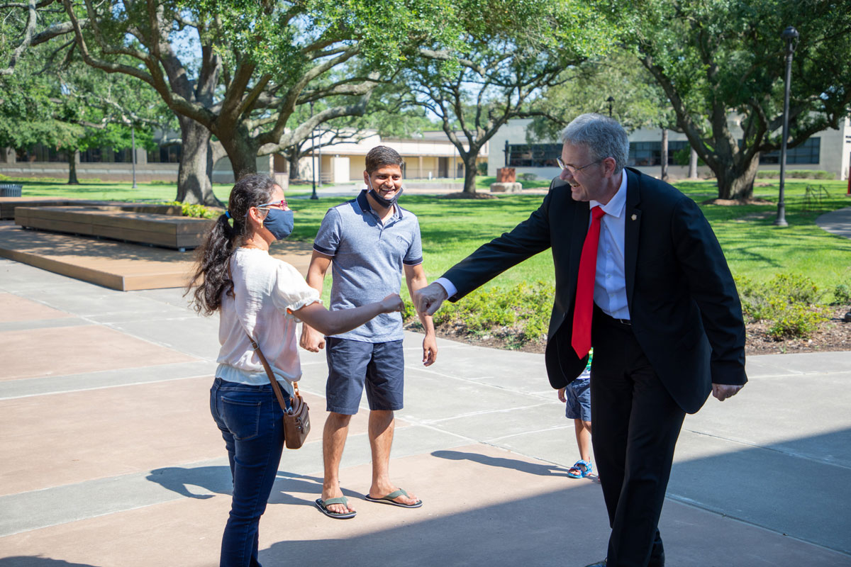 Dr. JaiM.E. Taylor Visits Lamar University 3