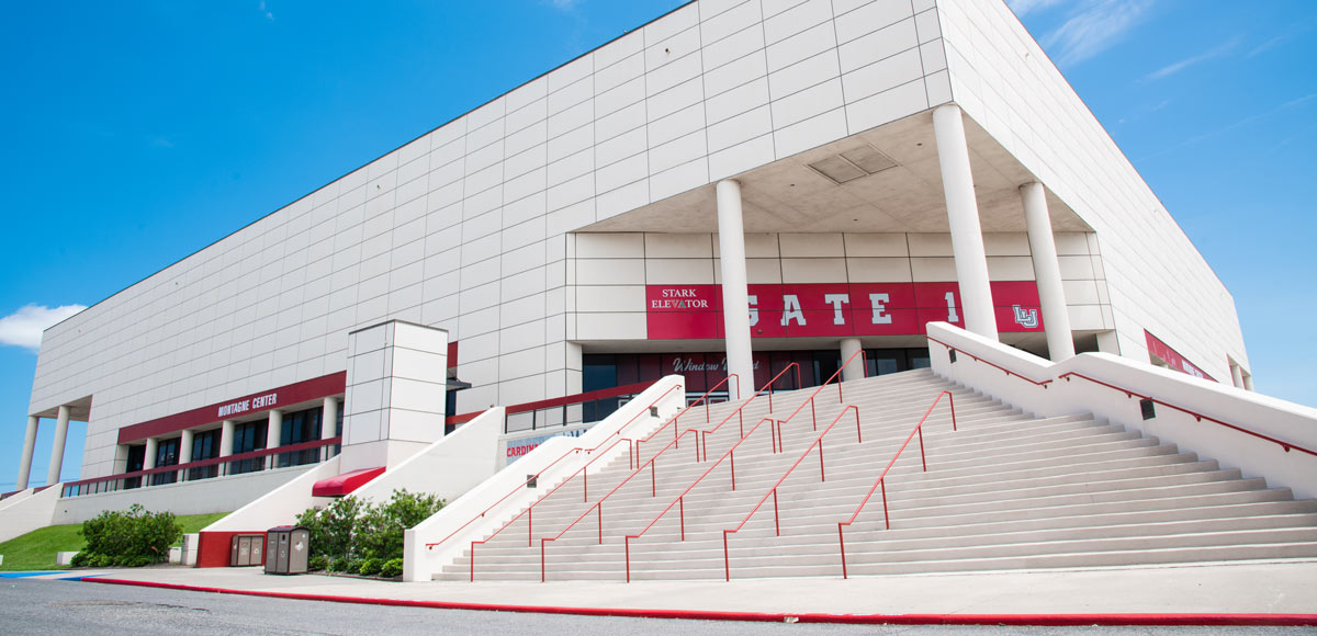 Montagne Center Wide