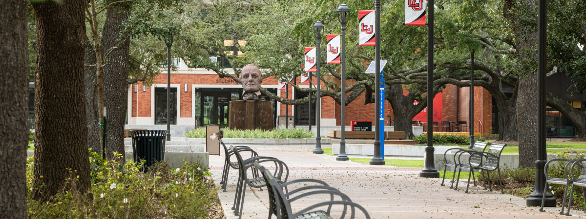 campus-quad-and-mirabeau-head.