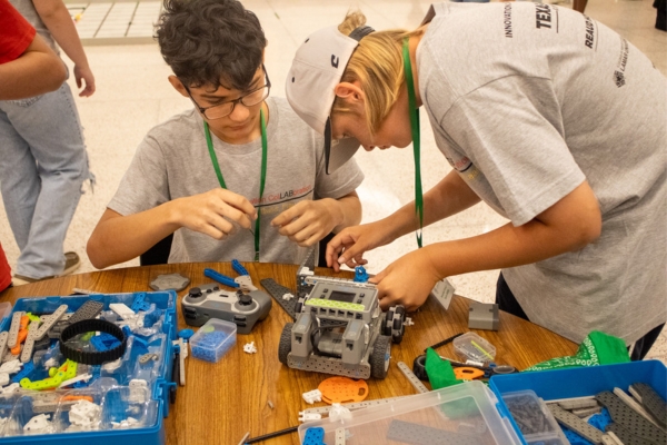 Collaboration Camp Robotics