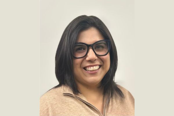 Dr. Elizabeth De La Rosa