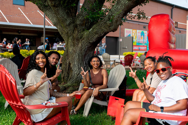 Lamar University sends off graduates with senior celebration