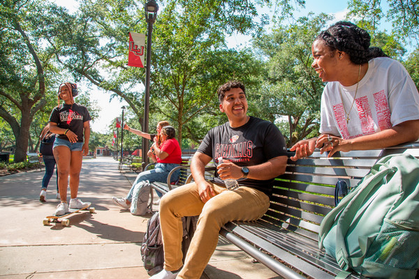Lamar University launches Early Bird Admission Program for high school juniors